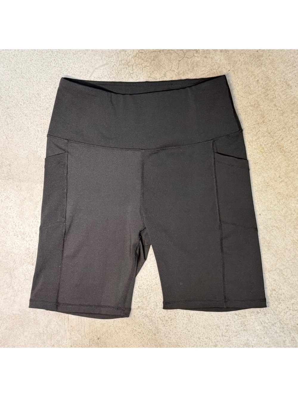 Leg3nd Black High-Waisted Biker Shorts with Side Pockets